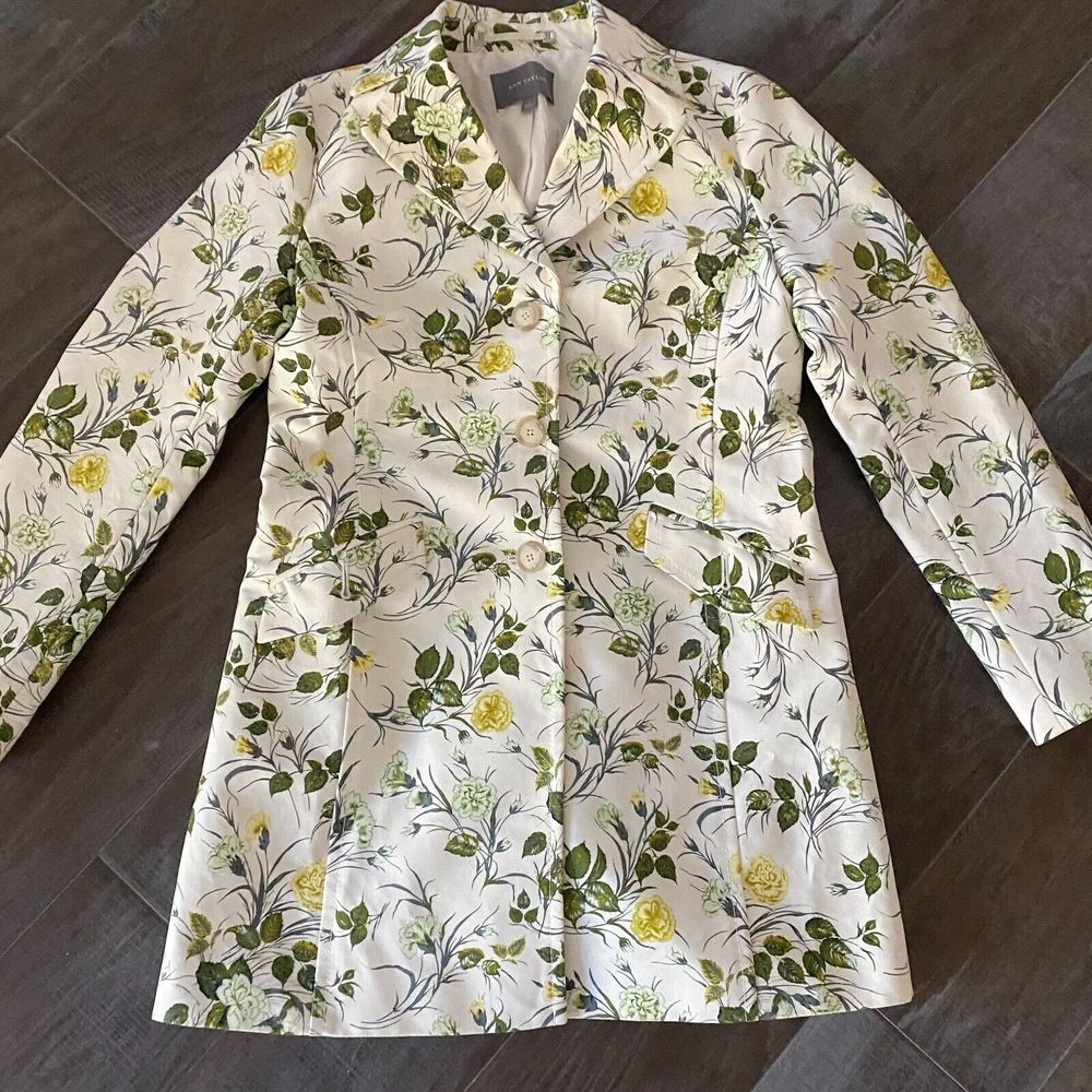 Ann Taylor Womens Blazer Small White Floral 100% Cotton Notch Lapel Button Front